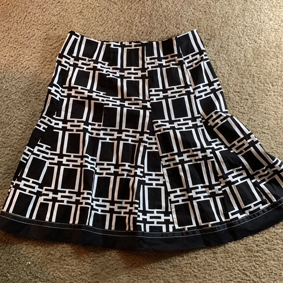 Gorgeous amanda lane skirt size 12 - Picture 2 of 3